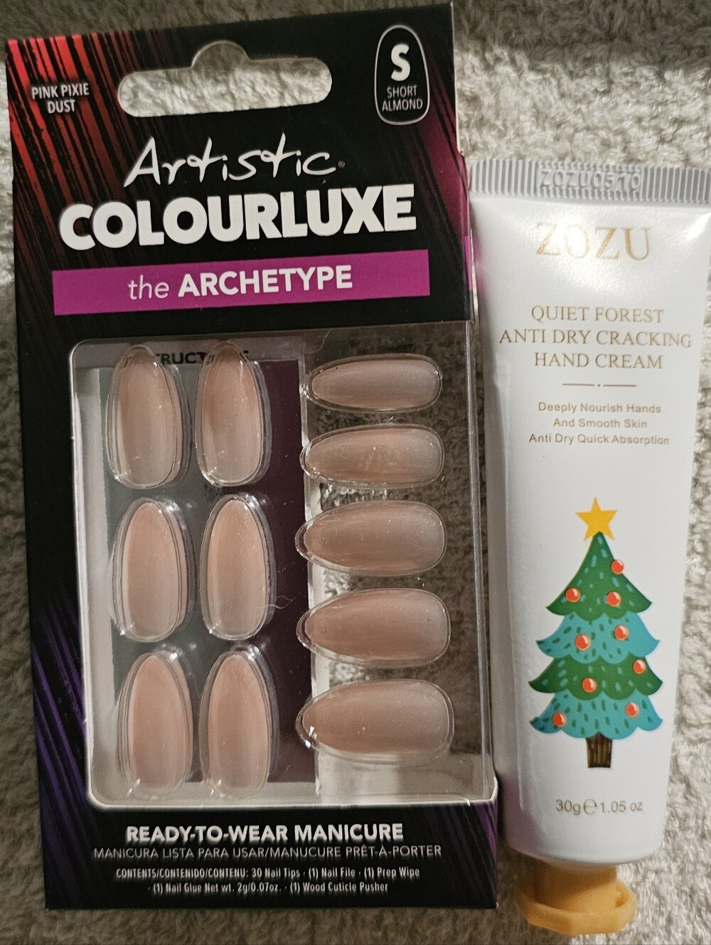 Artistic COLOURLUXE The Archetype Press-On Nails & Lotion Bundle